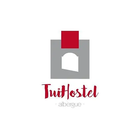 Alberguetuihostel Vendégház Tui