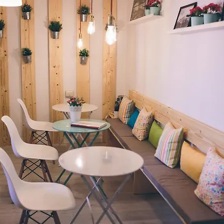 Alberguetuihostel Tui