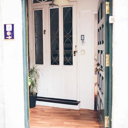 Alberguetuihostel * Tui